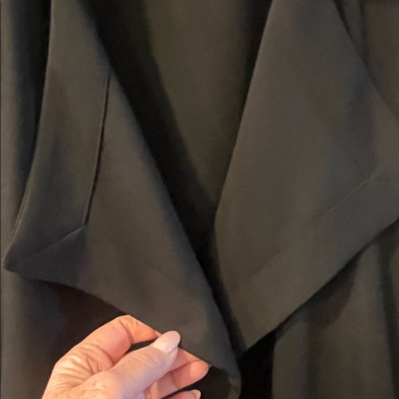 Bagatelle Women's NWOT Elegant Black Trench Coat - Picture 4 of 12